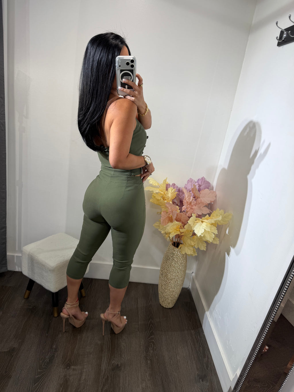 Set yanet capri