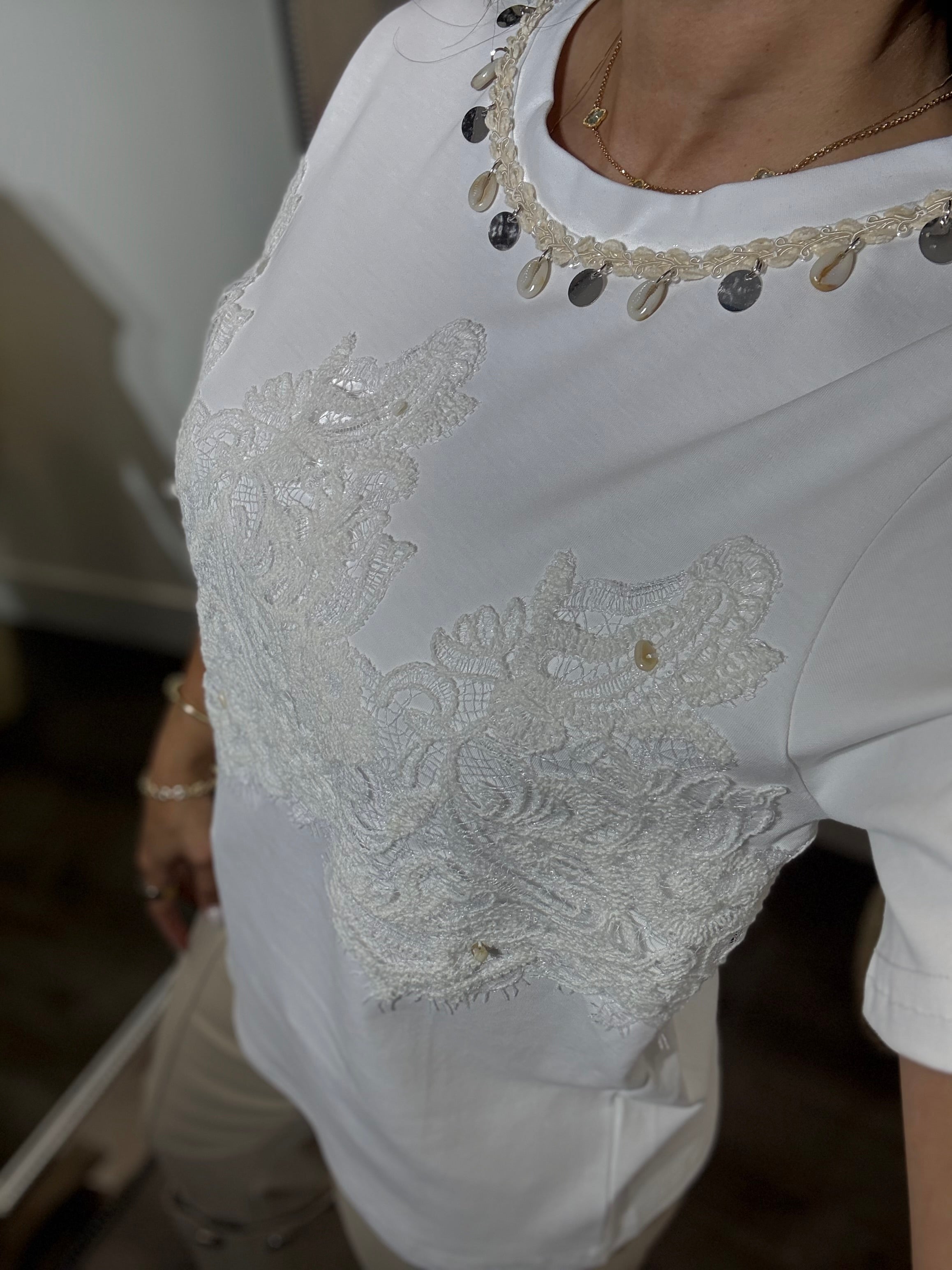 Top Bianca