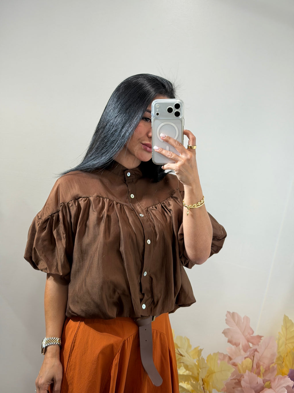 Top button Sabrina