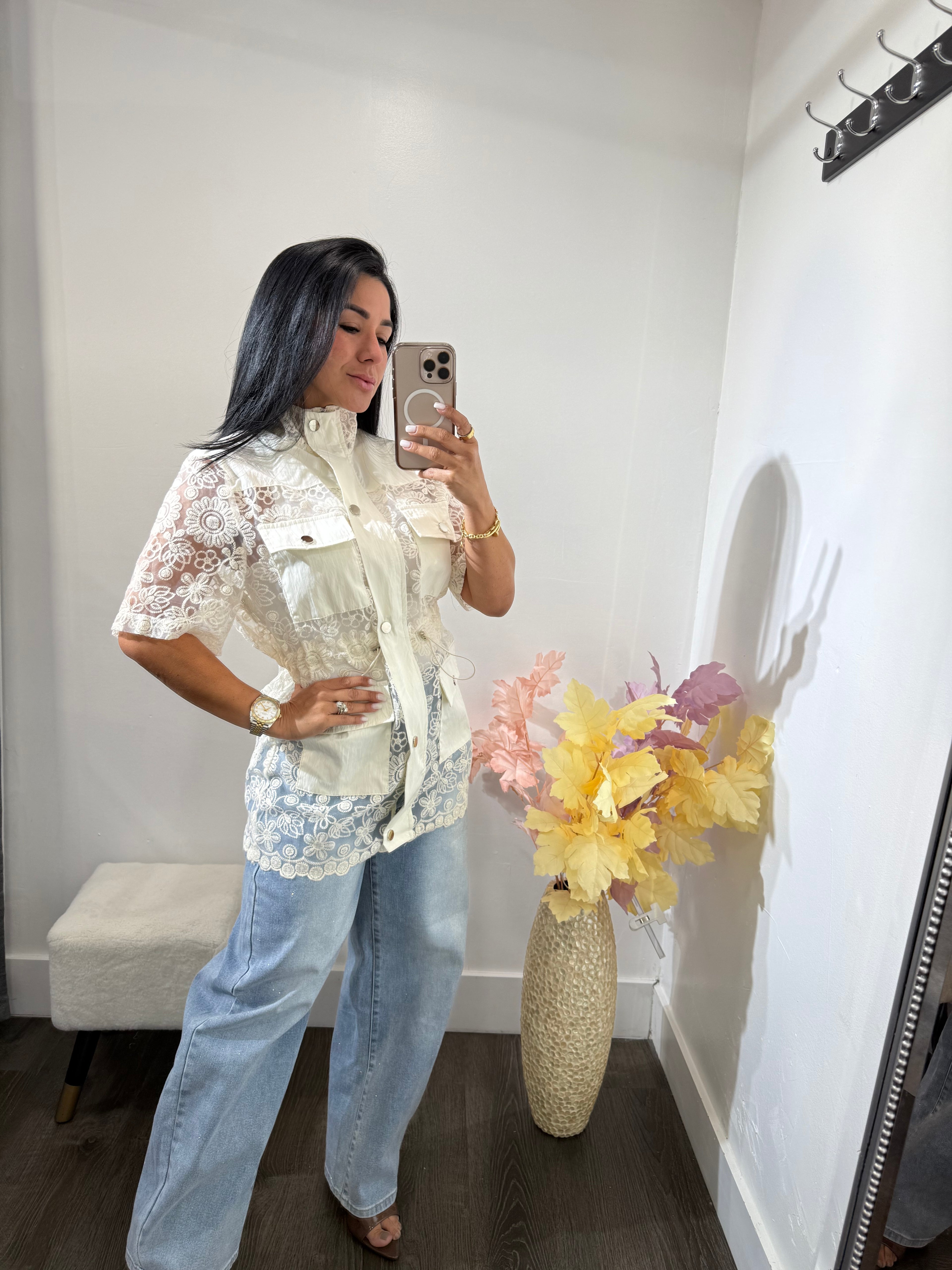 Jacket lace