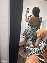 Load image into Gallery viewer, Dress Lula
