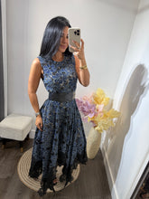 Load image into Gallery viewer, Maxi dress Elvis
