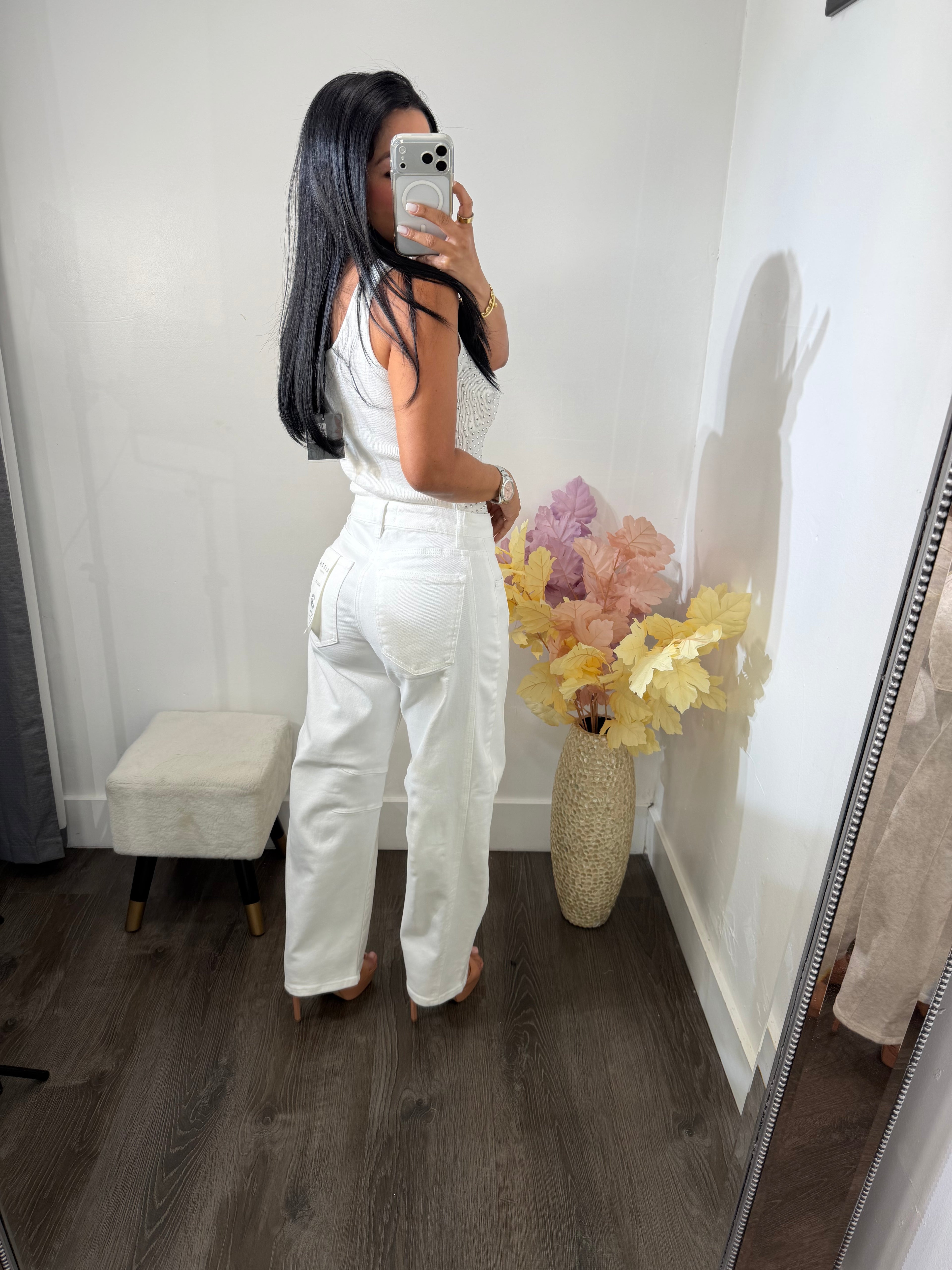 Jean meli white