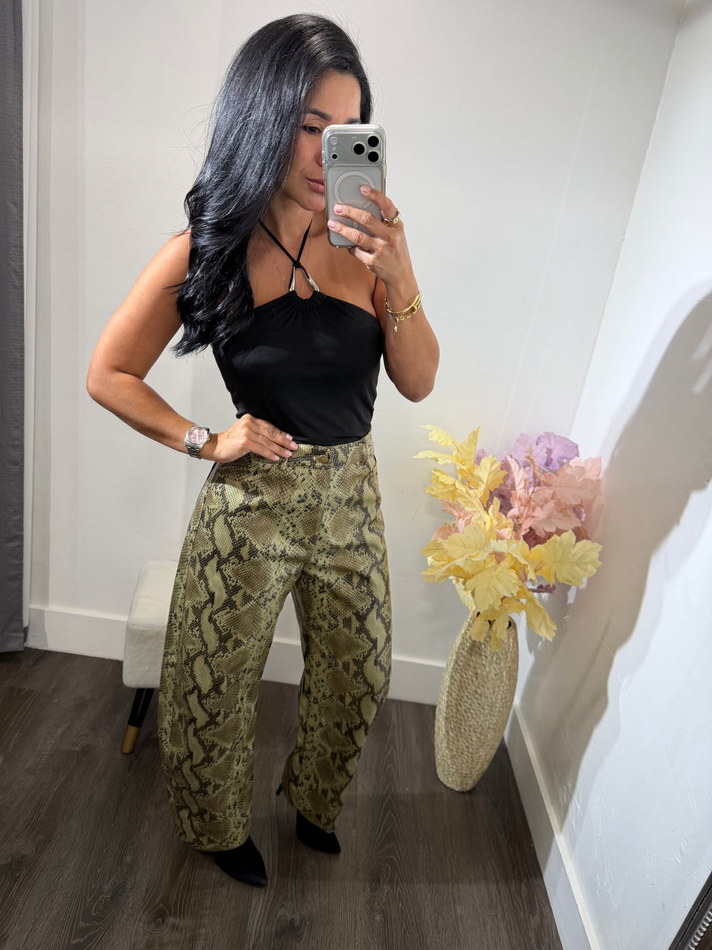 Pant snake