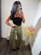 Pant snake