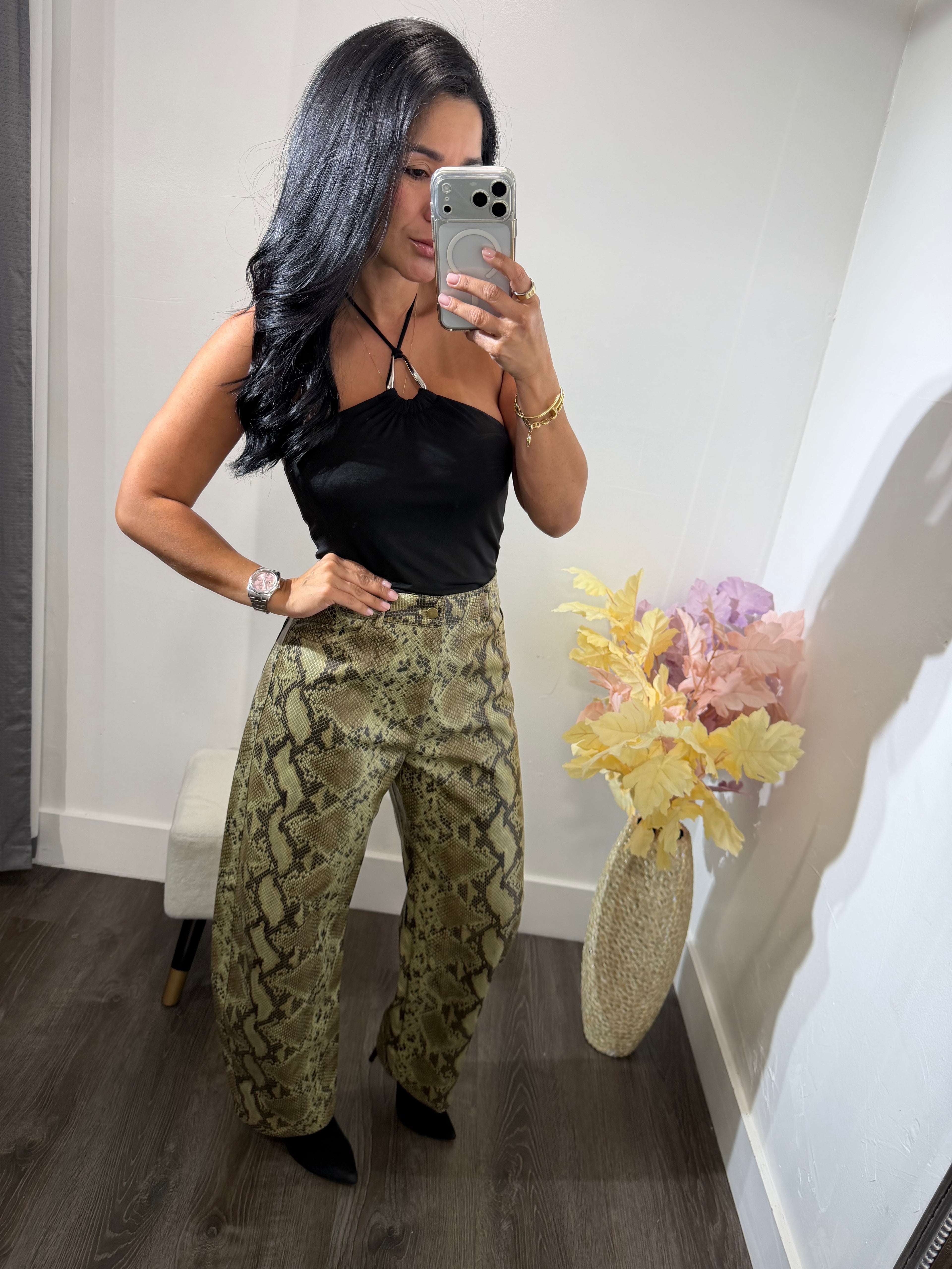 Pant snake