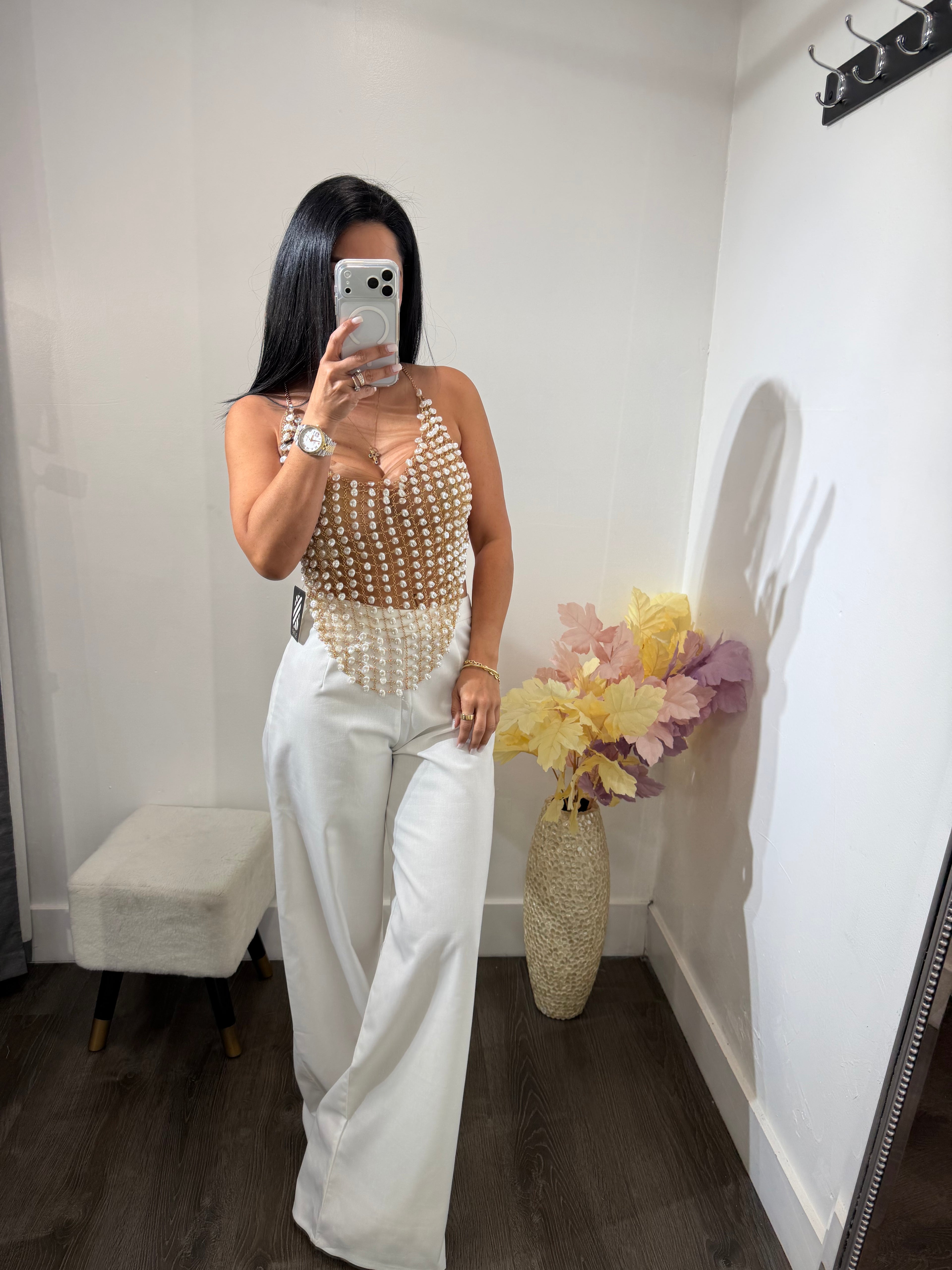 Set Sarina