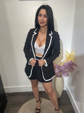 Load image into Gallery viewer, Short  Katrina
