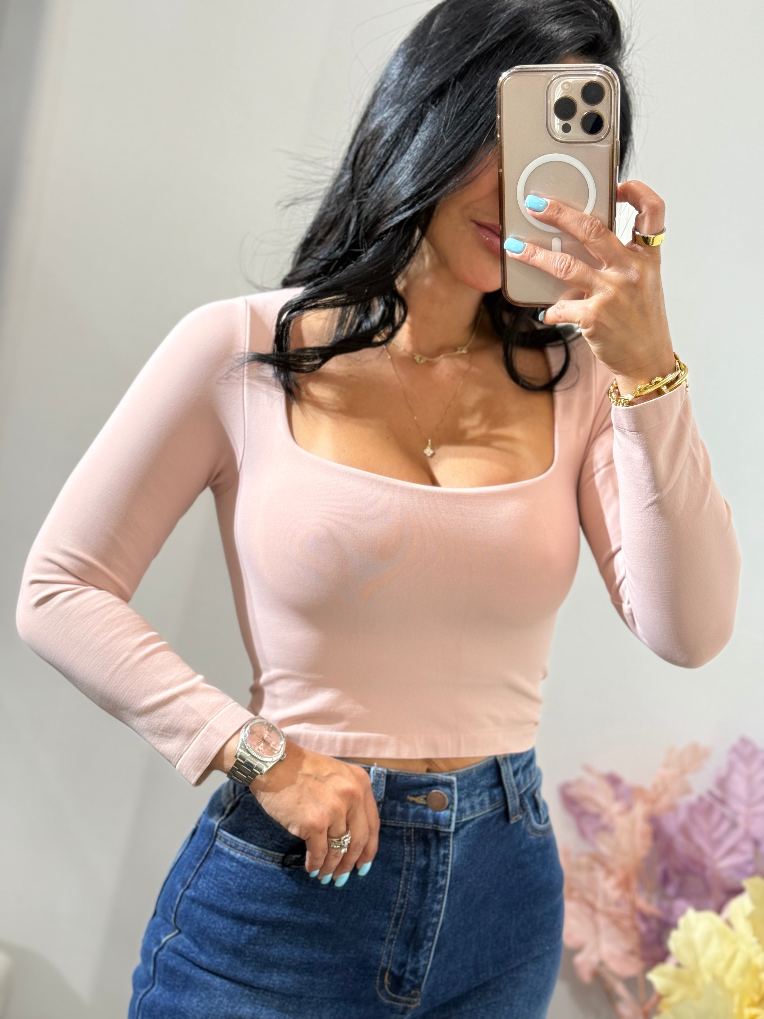 Top basic Juanita