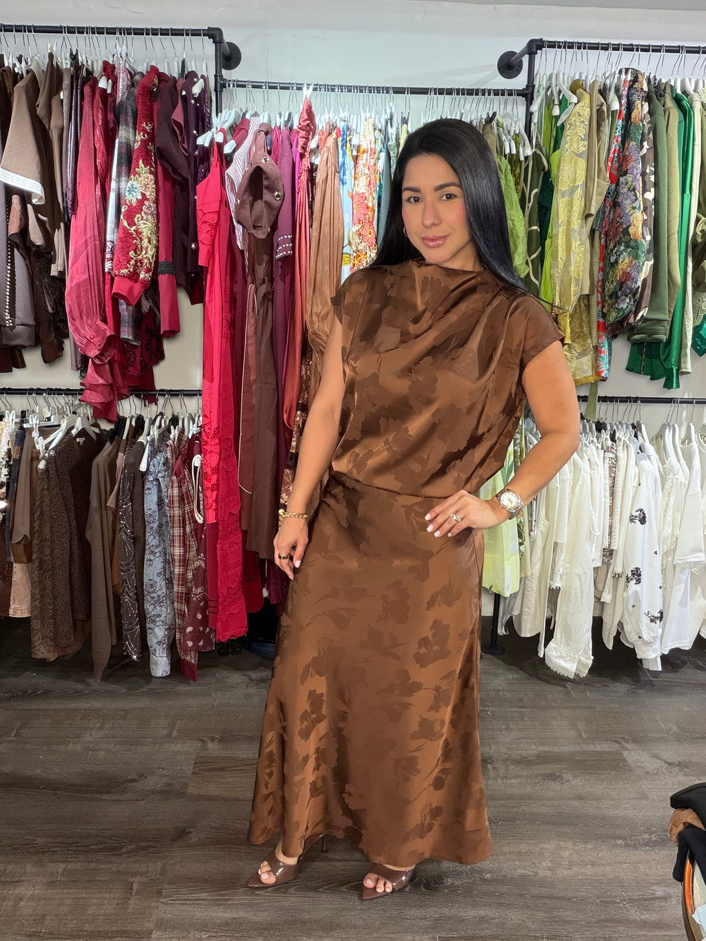 Set Laura