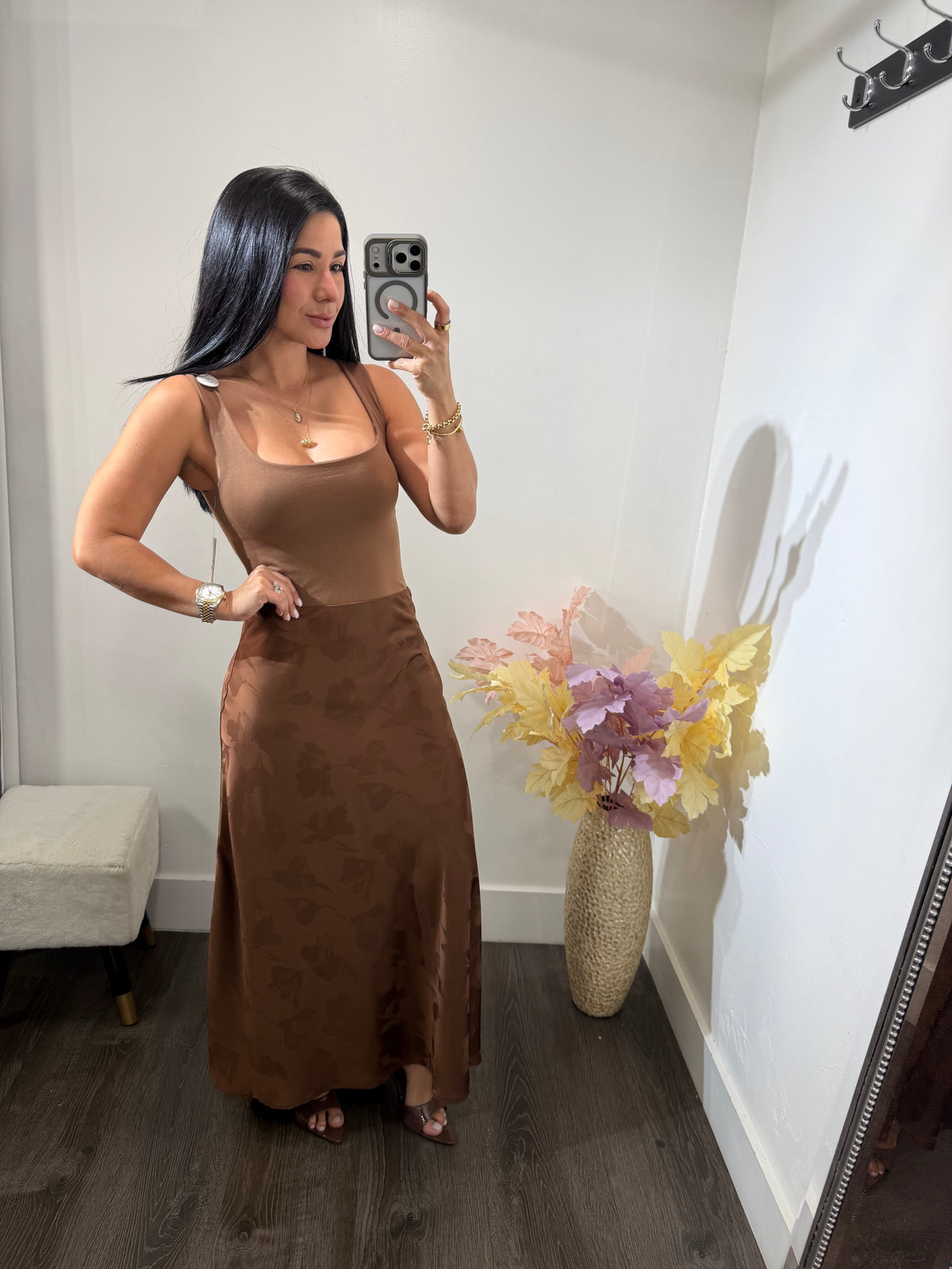Set Laura