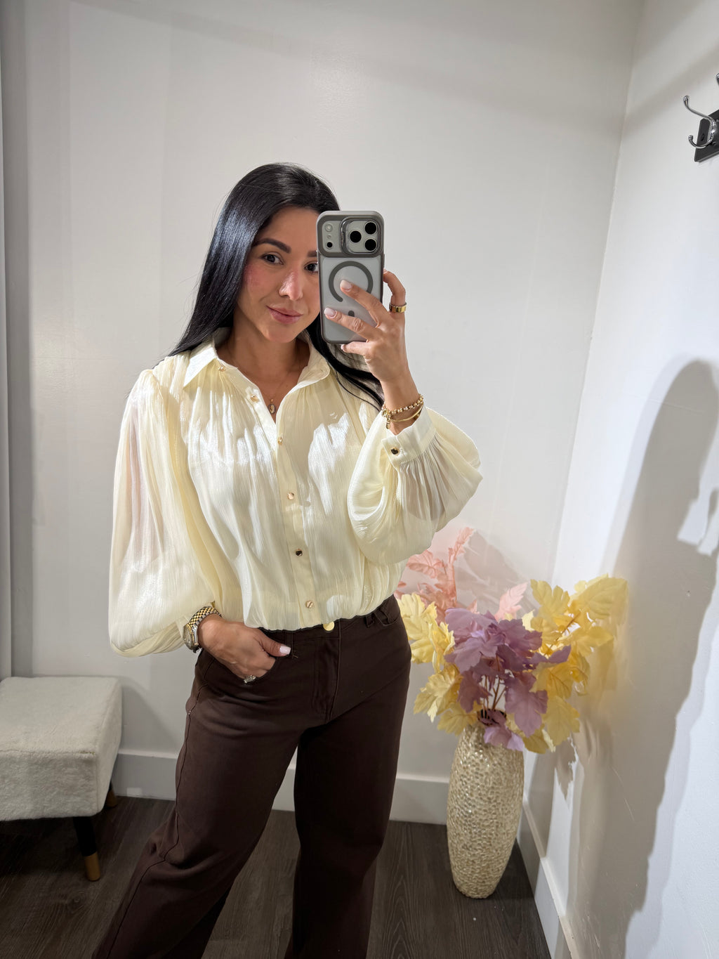 Top button organza