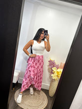 Load image into Gallery viewer, Skirt Barbie / Sale
