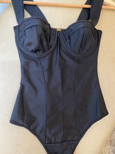 Load image into Gallery viewer, Bodysuit Oly
