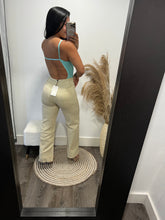Load image into Gallery viewer, Bodysuit POP305

